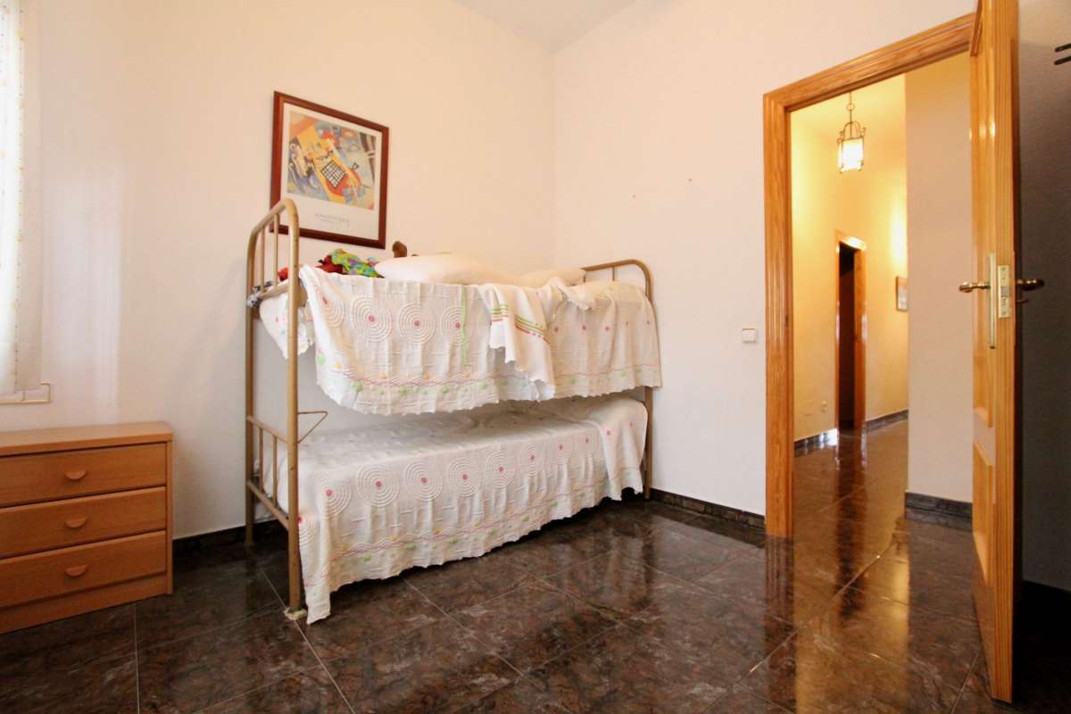 Garden in villa for sale in Canadas De San Pedro