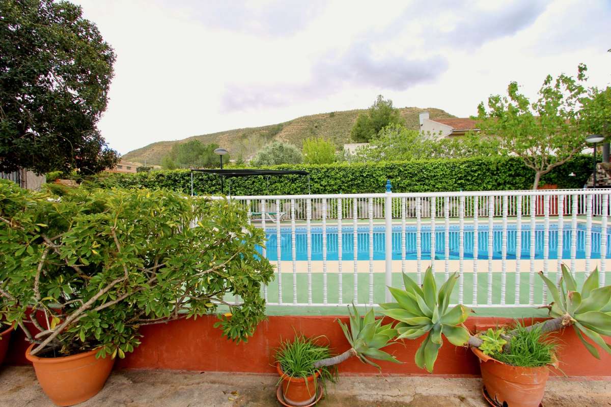 Terrace in villa for sale in Canadas De San Pedro