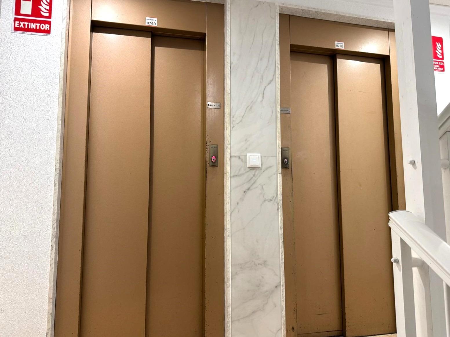 Cosy 2-bedroom flat with balcony in Torrevieja The property stands out for its south-facing orientat - Image 1