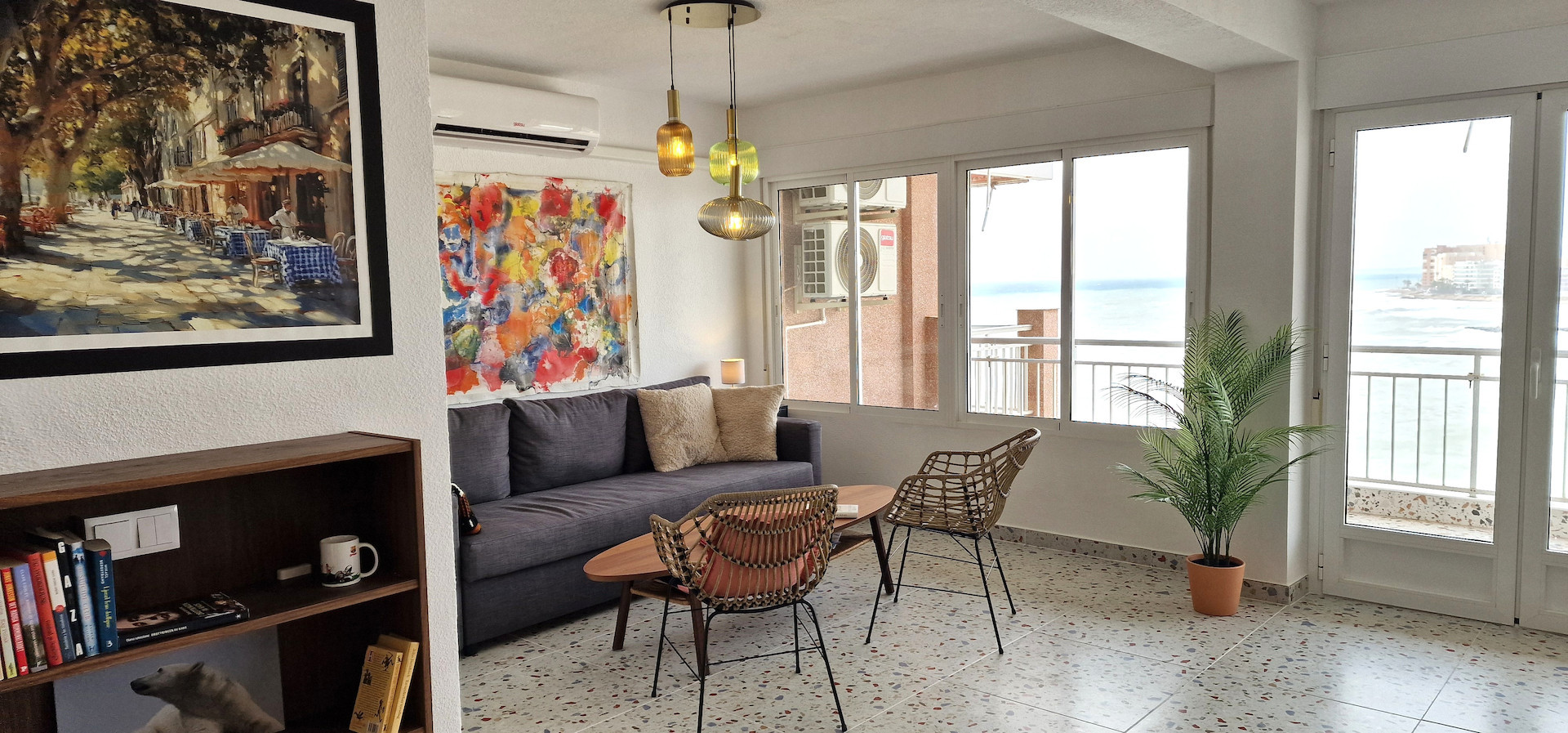 Living room in apartment for sale in Torrevieja