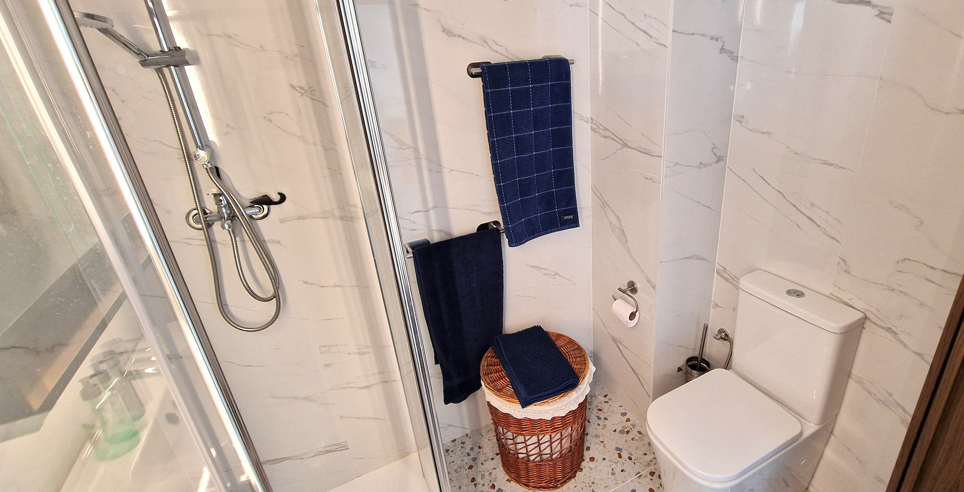Bathroom in apartment for sale in Torrevieja
