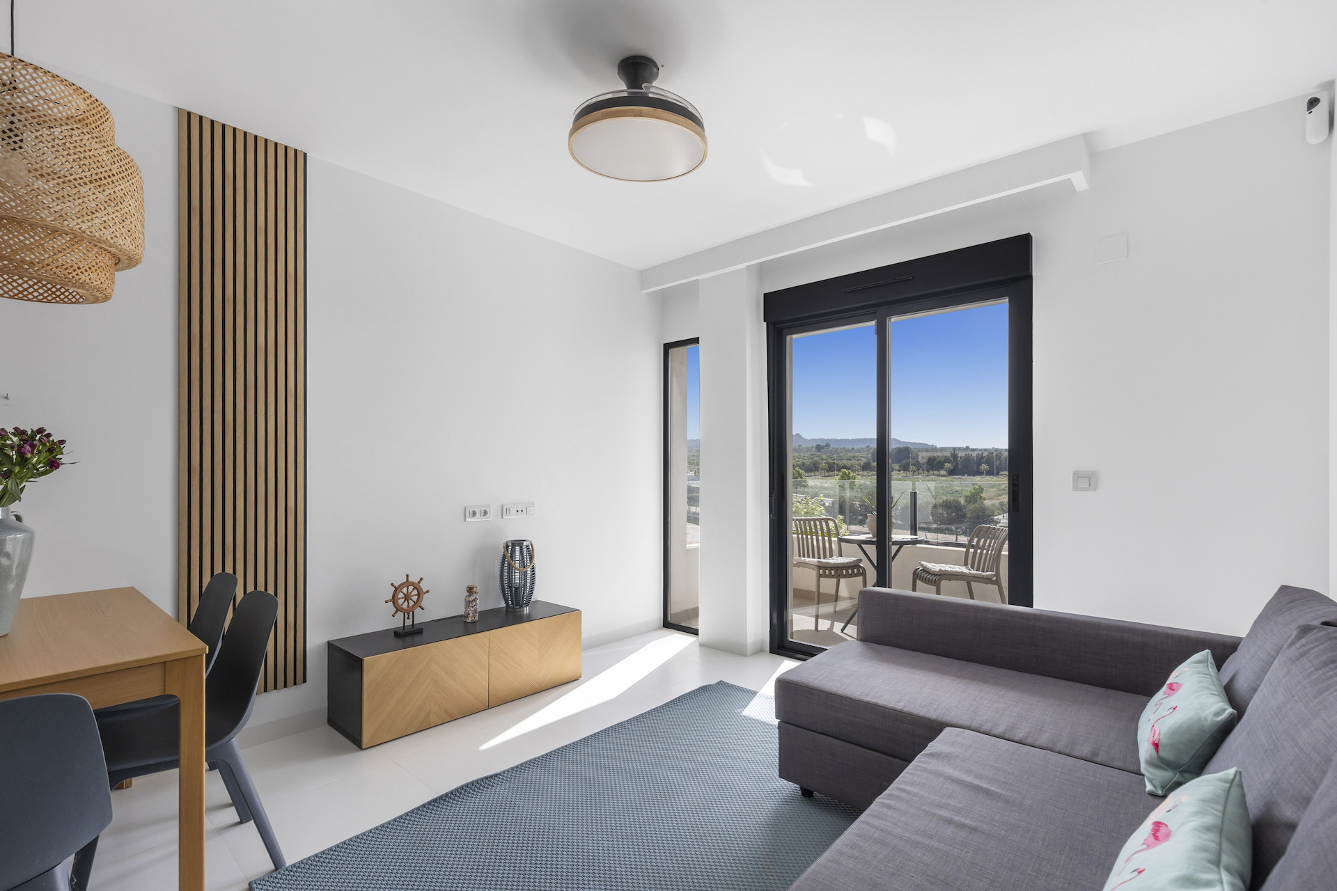Dining area in apartment for sale in San Miguel de Salinas