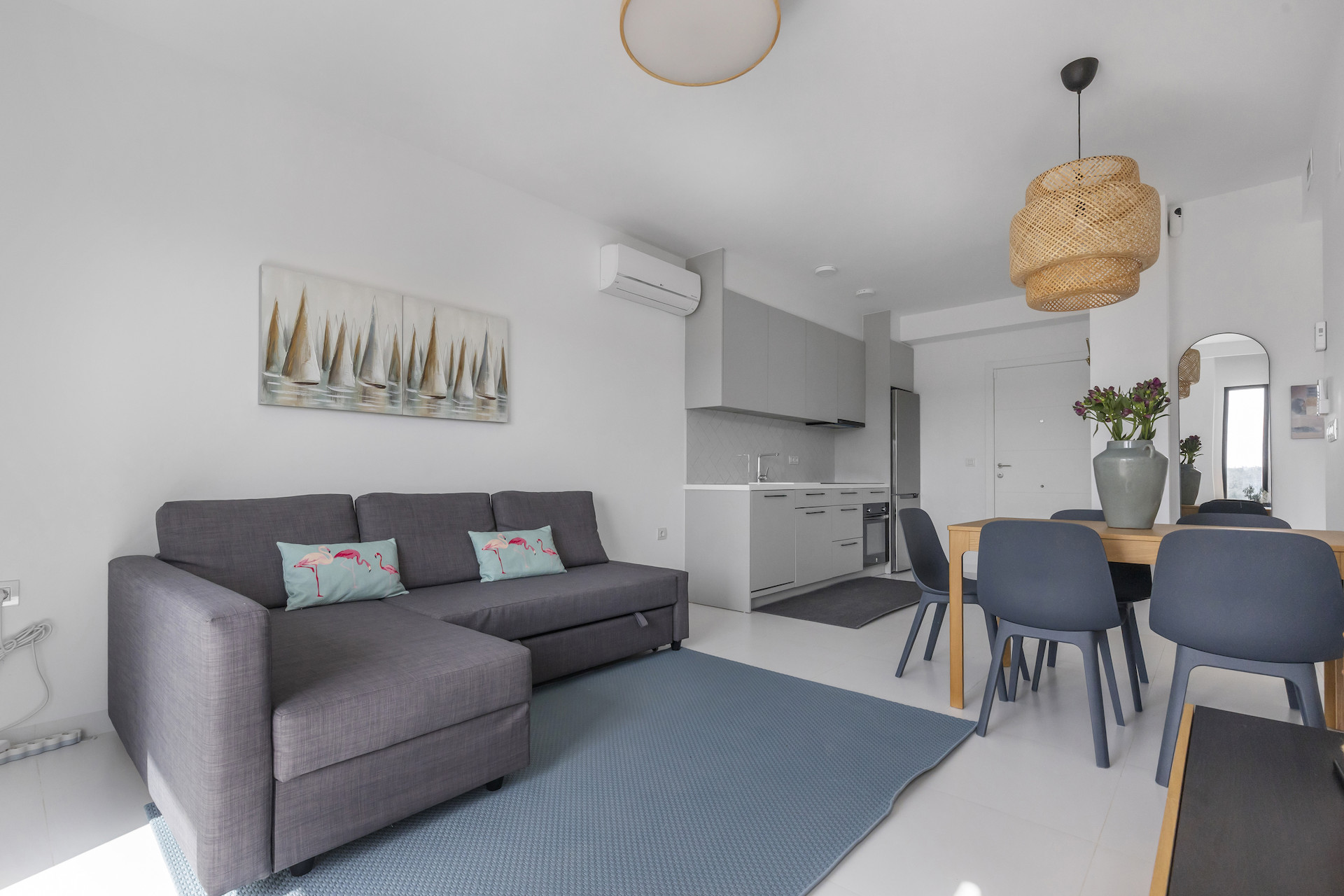 Bedroom in apartment for sale in San Miguel de Salinas