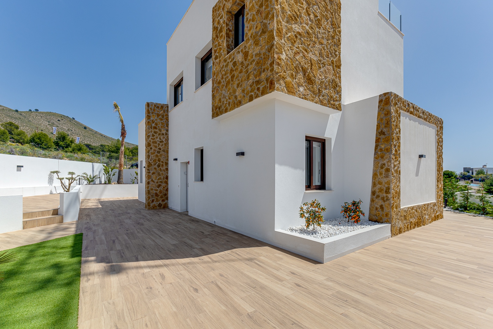 Exterior view in villa for sale in Finestrat