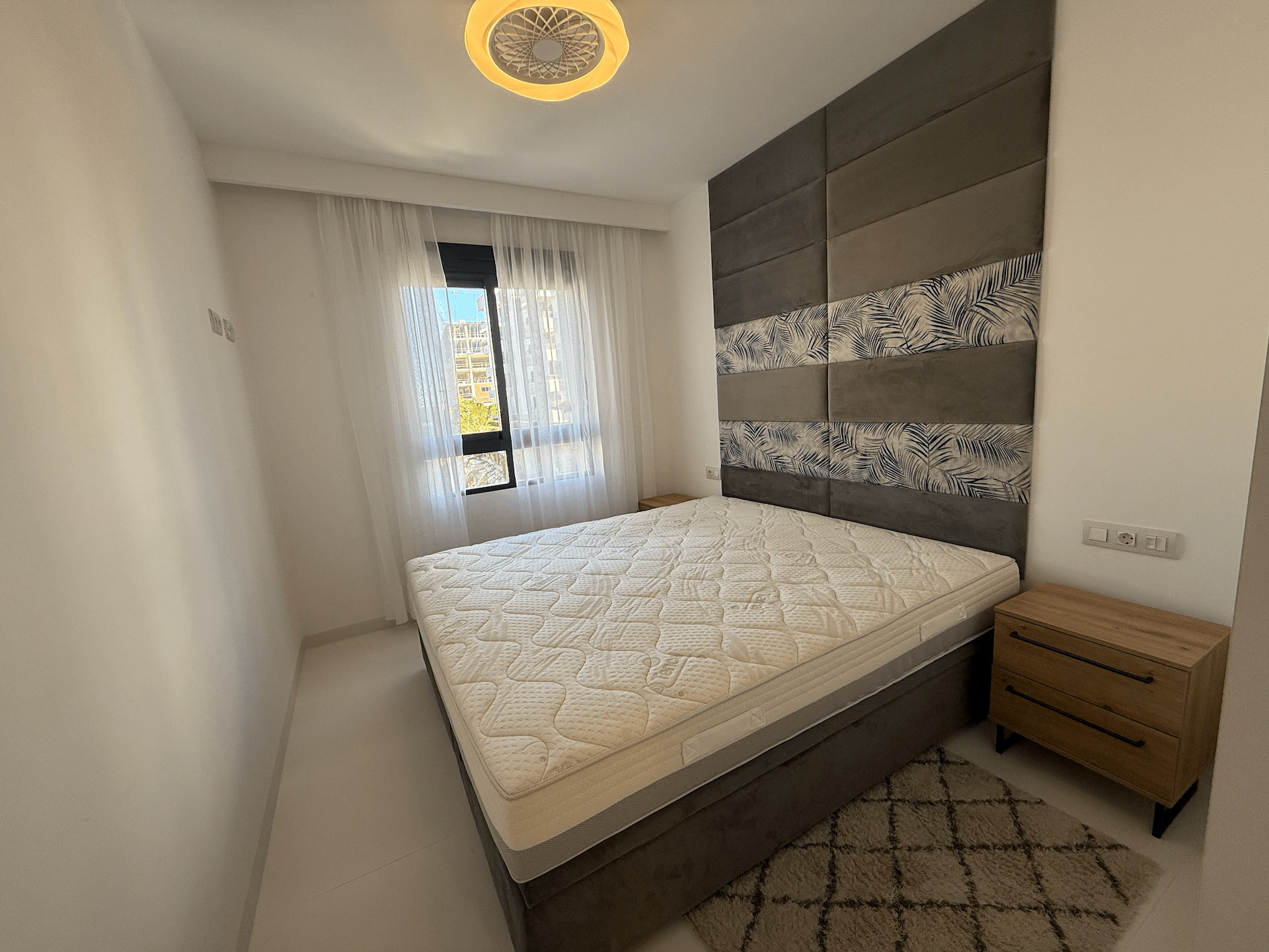 Bedroom in apartment for sale in San Miguel de Salinas
