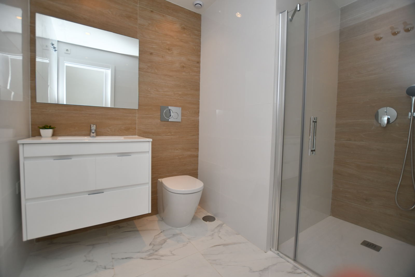 Bedroom in low_bungalow for sale in San Miguel de Salinas