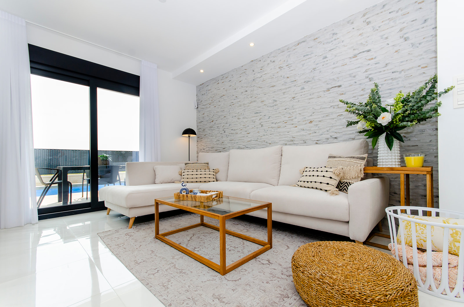 Kitchen in villa for sale in Vistabella
