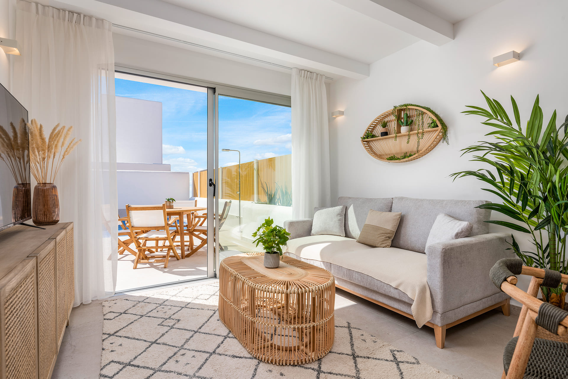 Master bedroom in high_bungalow for sale in Dolores