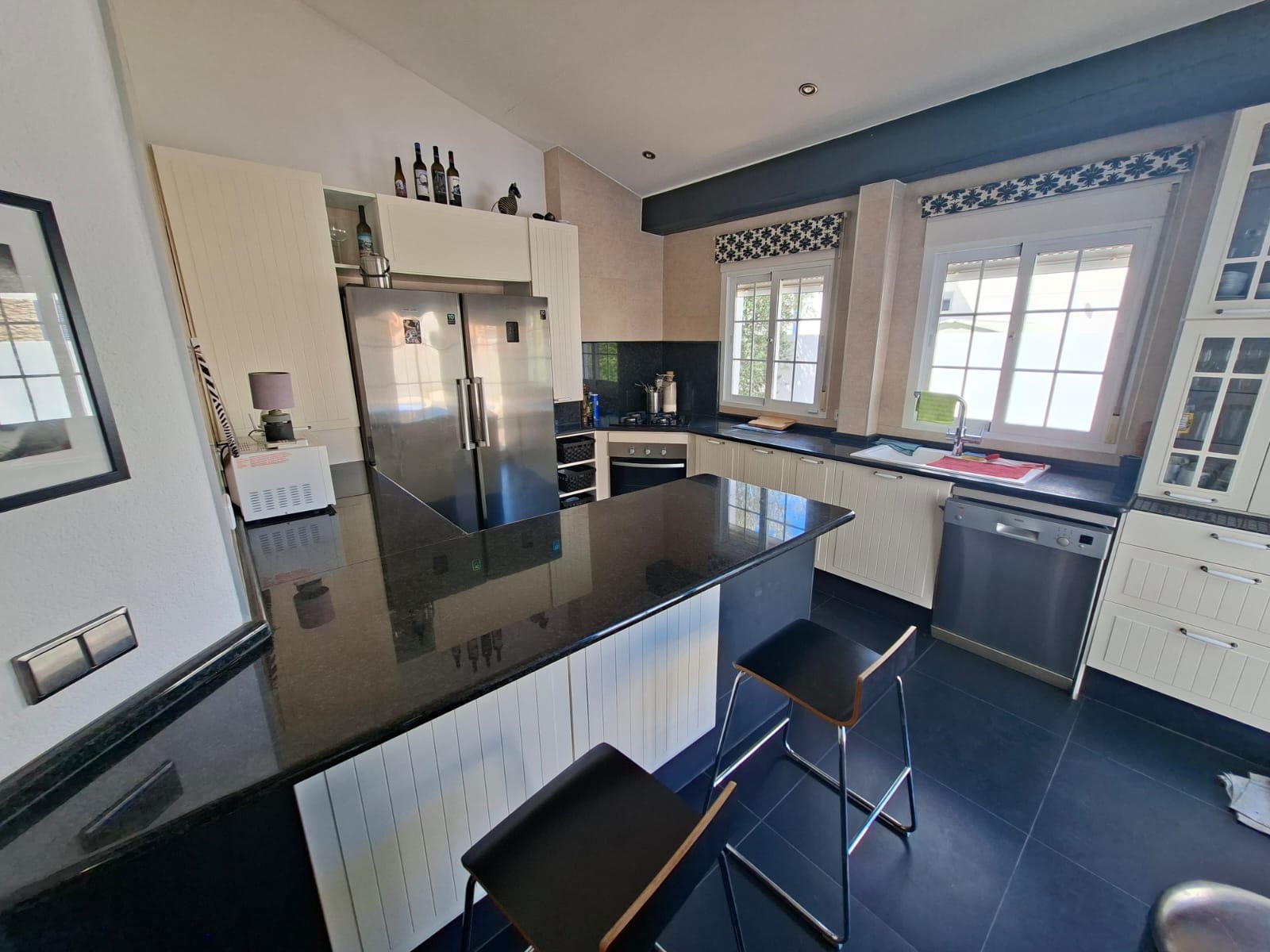 Dining area in villa for sale in Fortuna